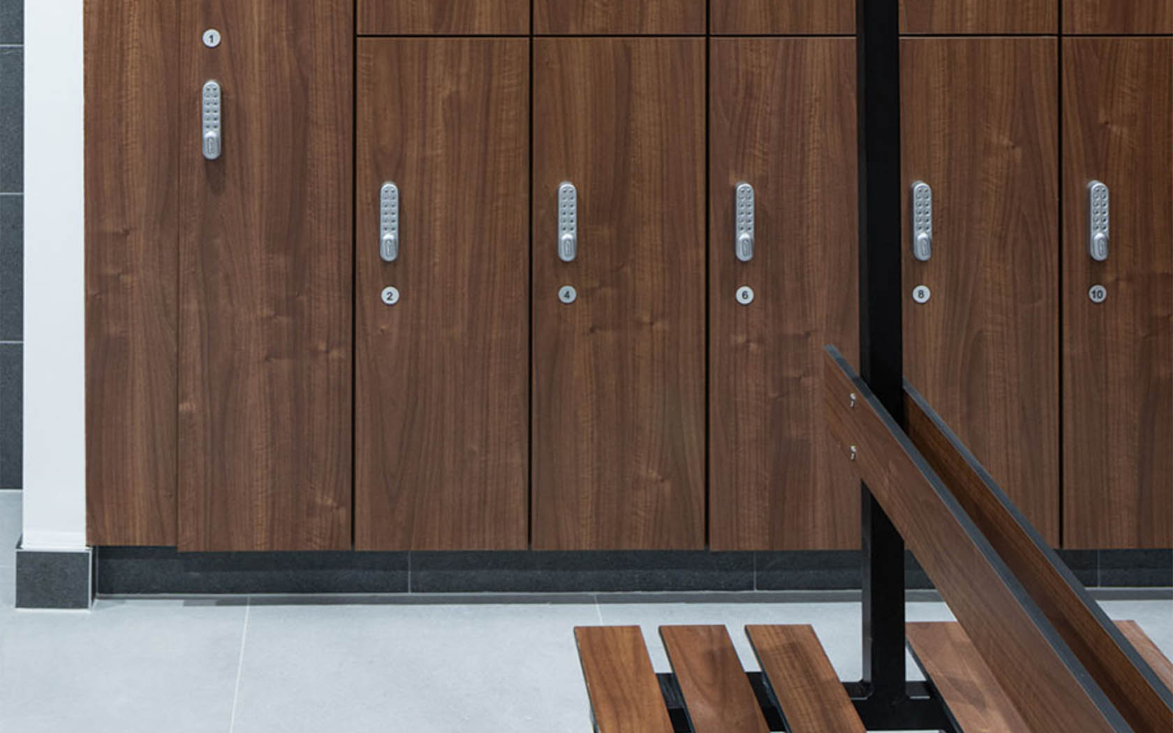 elcube lockers 4