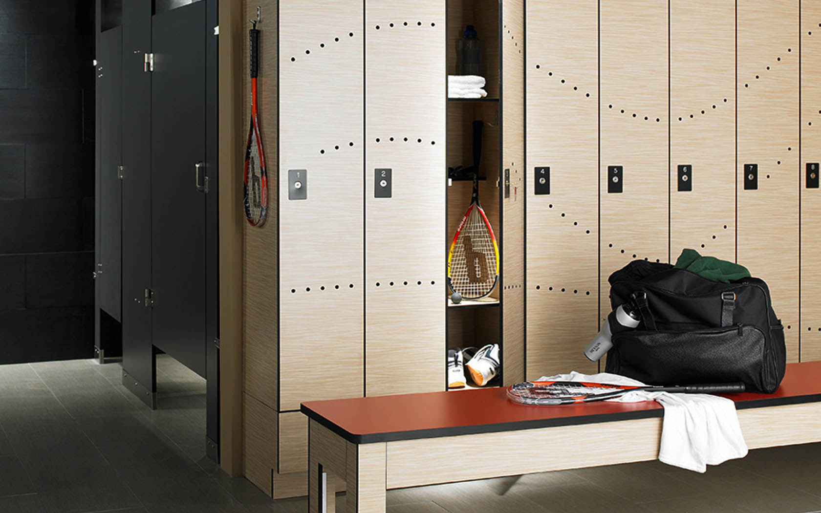 elcube lockers wet 1