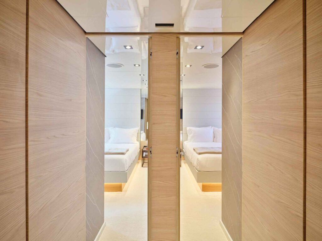 Door Design Marine Business Mama Mia Molindris