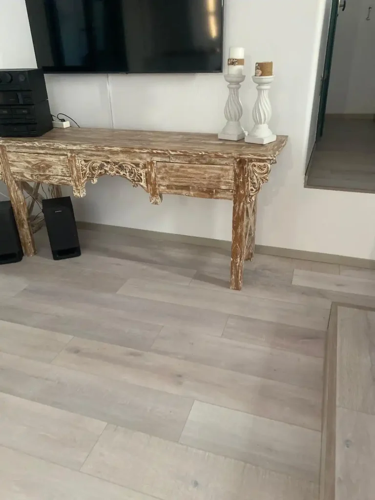 Flooring Krono SPC 1 DIPO PROJECT. Paros