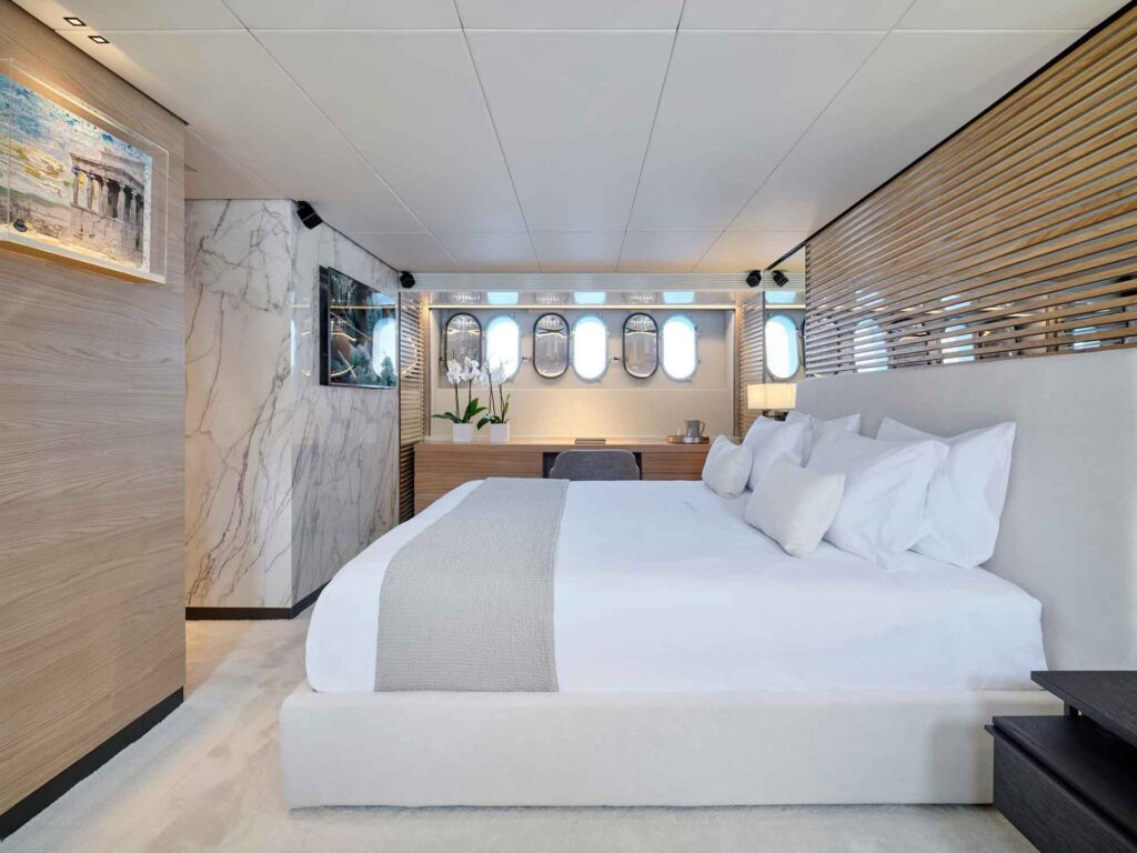 Wall Cladding Yacht Design Arpa Ker Homapal Metal H.P.L. Mama Mia Molindris