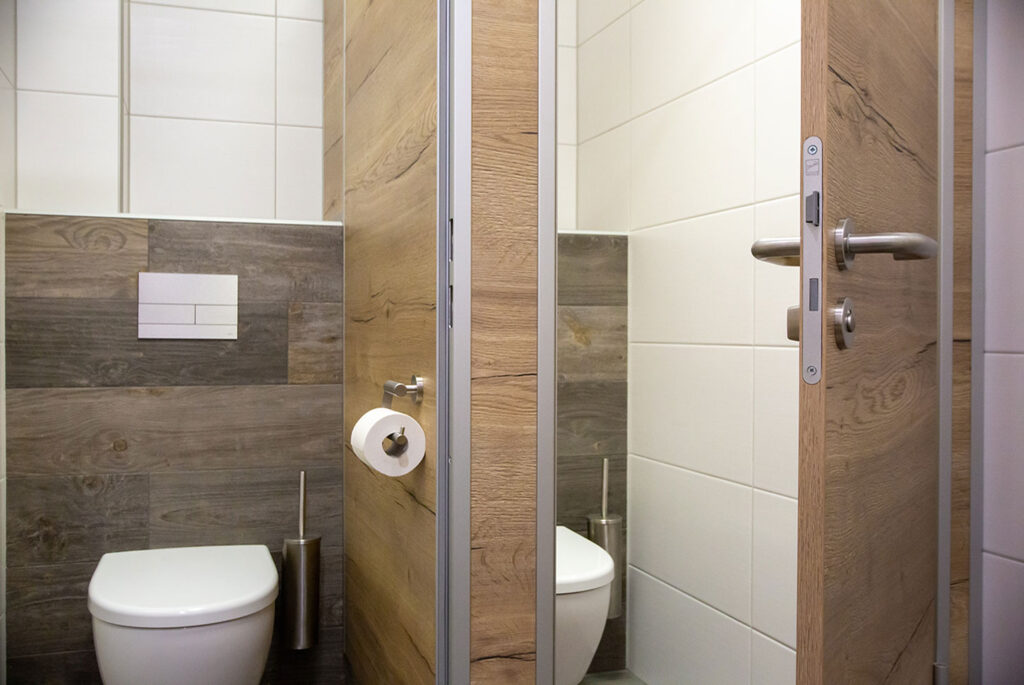 Wet Areas Washrooms Cubicle System Compact H.P.L. b