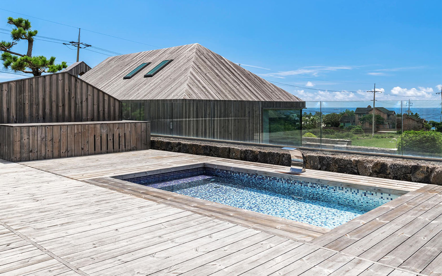 lunawood deck 1