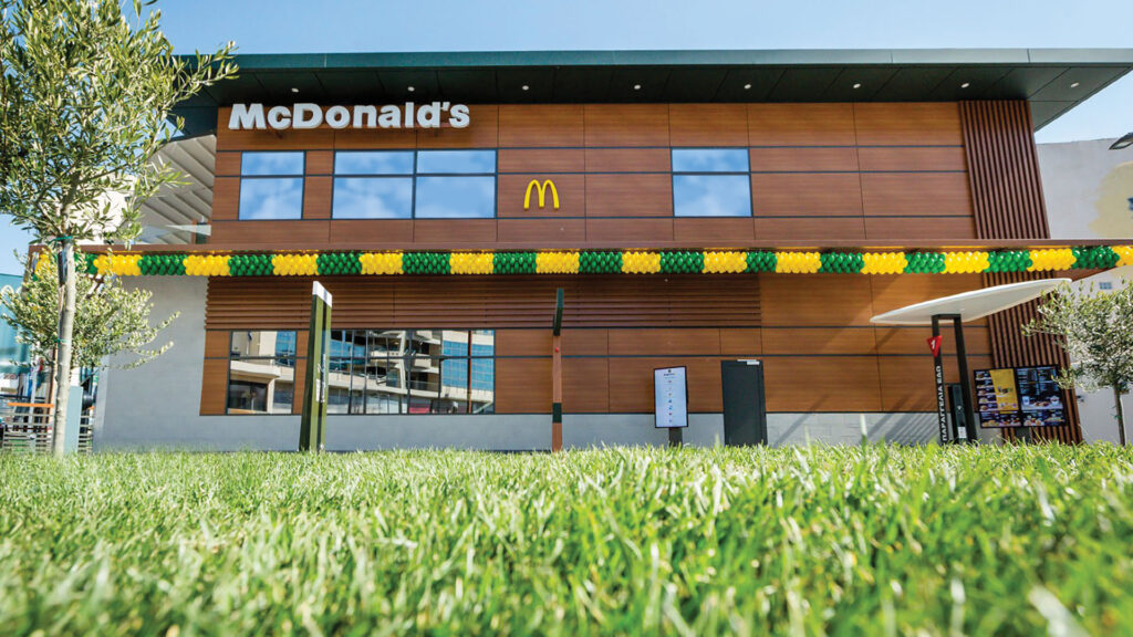 Project "McDonald’s-ΠΡΟΣΟΨΕΙΣ" by ELTOP Η Eltop στην ανακαίνιση πρόσοψεων McDonald’s